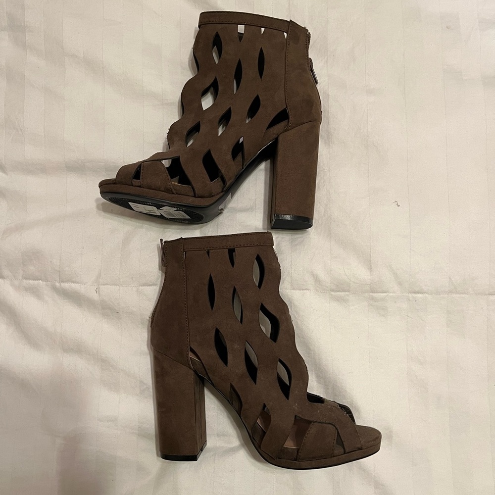 Olive Green Geometric Heels
